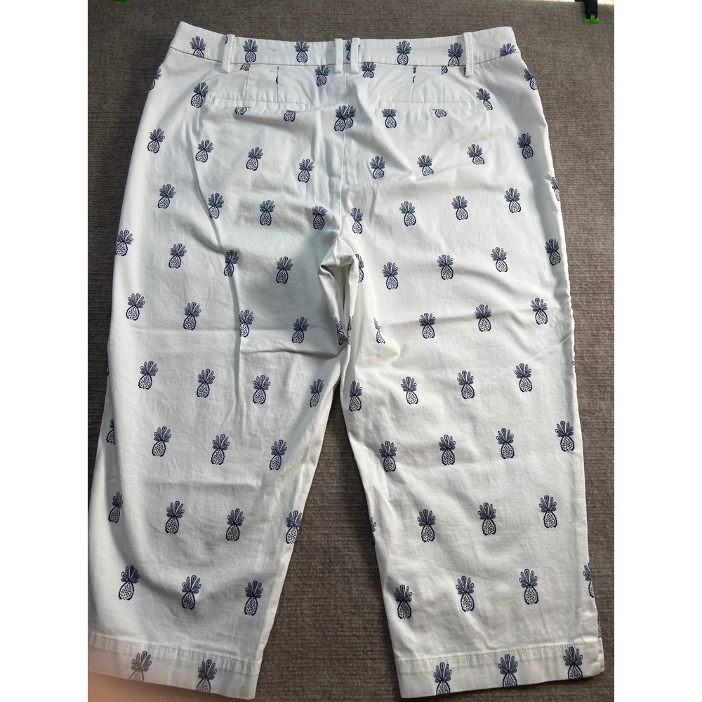 Talbots Perfect Skimmer Pants 14P White Navy Blue Pineapple Embroidered Petite